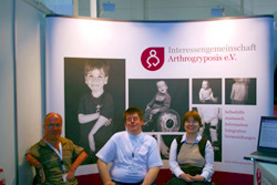 IGA-Messeteam vor dem Stand