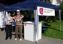 IGA-Team vor dem Stand